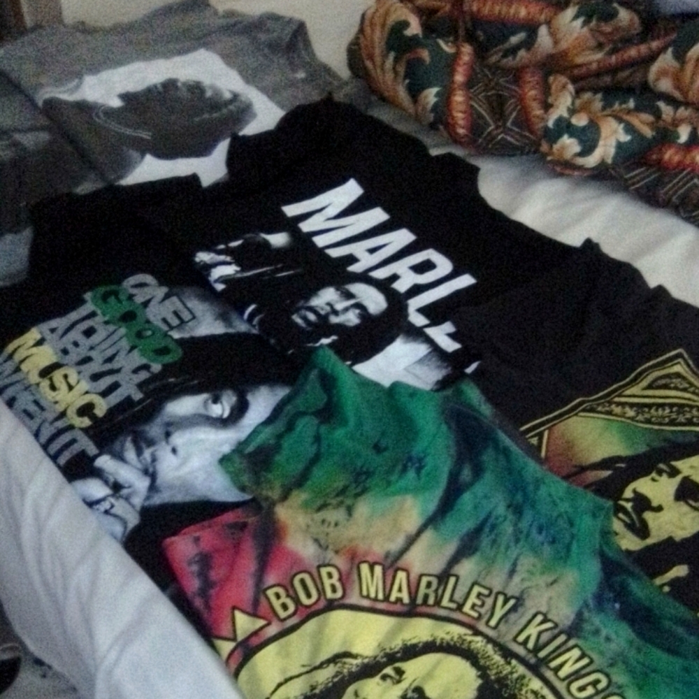 Multiple bob marley tshirts